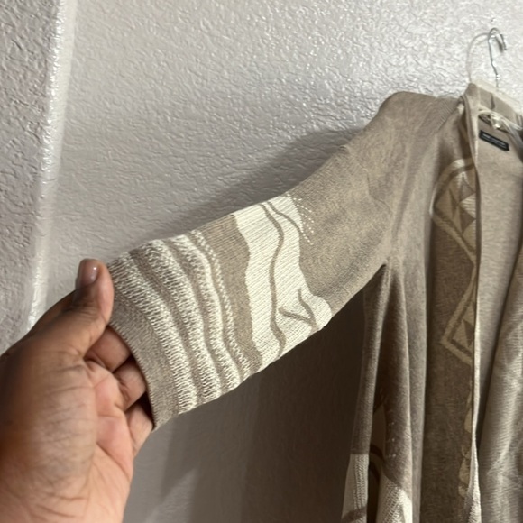 Bajee Collection By Becool Cardigan S/M Womens Tan Cream Long Sleeve Boho - Picture 3 of 11